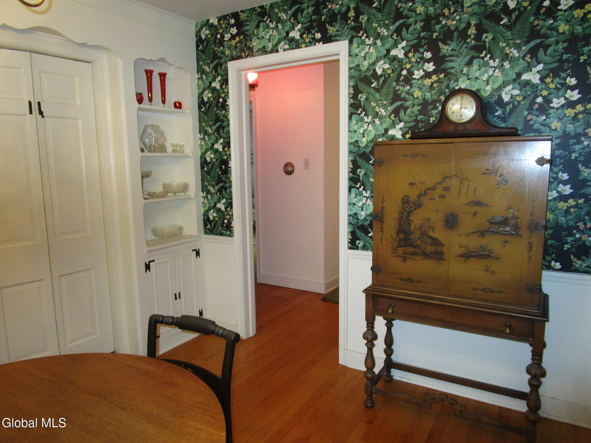 2276 Cayuga Road Niskayuna, NY 12309 - Photo 35 of 73 IMG_8413