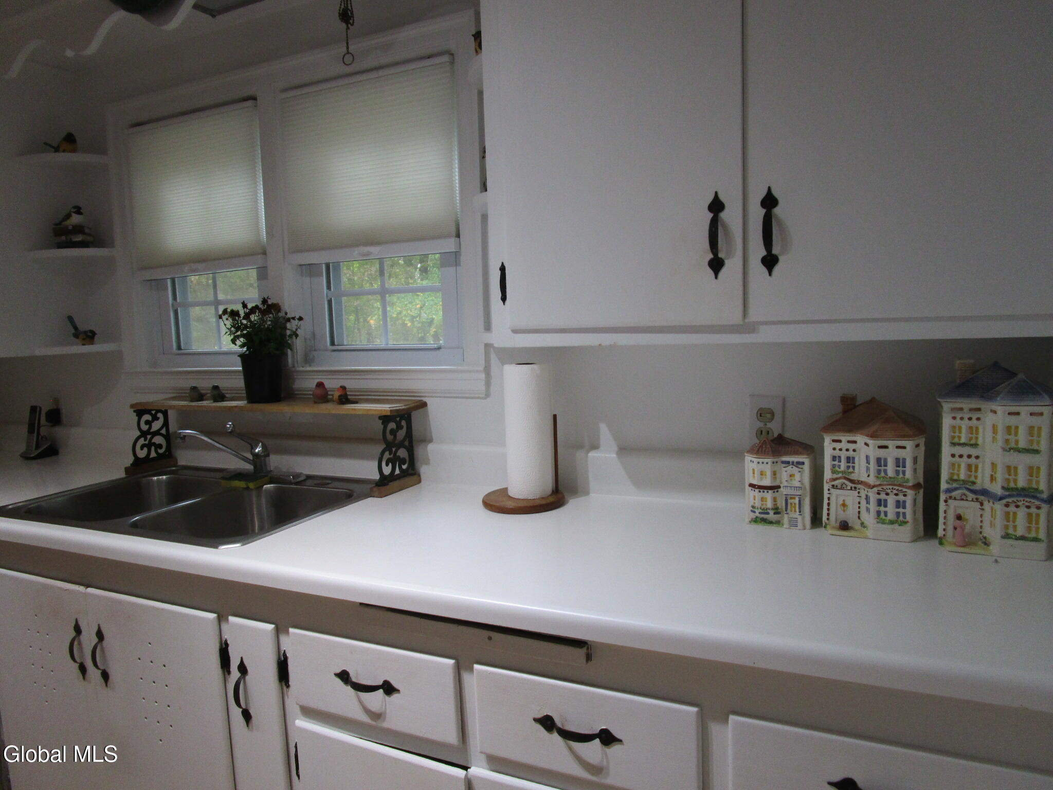 2276 Cayuga Road Niskayuna, NY 12309 - Photo 37 of 73 IMG_8468