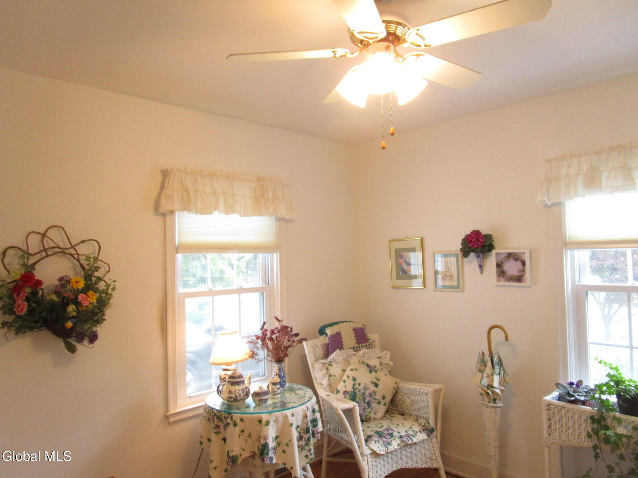 2276 Cayuga Road Niskayuna, NY 12309 - Photo 43 of 73 IMG_8428