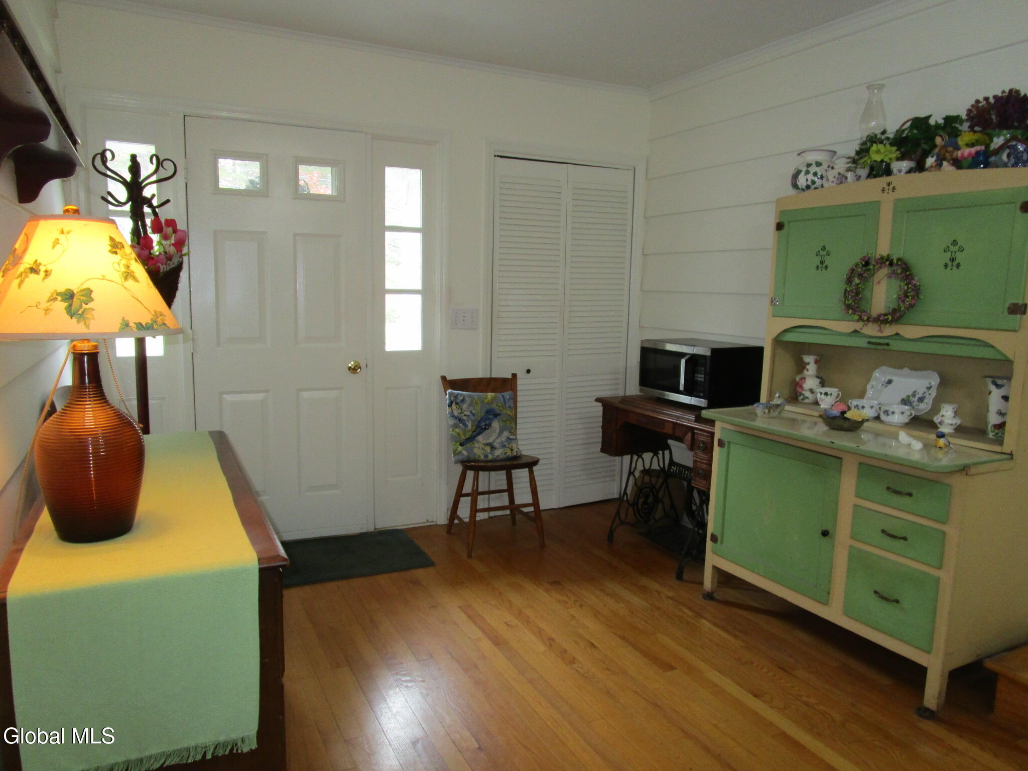 2276 Cayuga Road Niskayuna, NY 12309 - Photo 50 of 73 IMG_8481