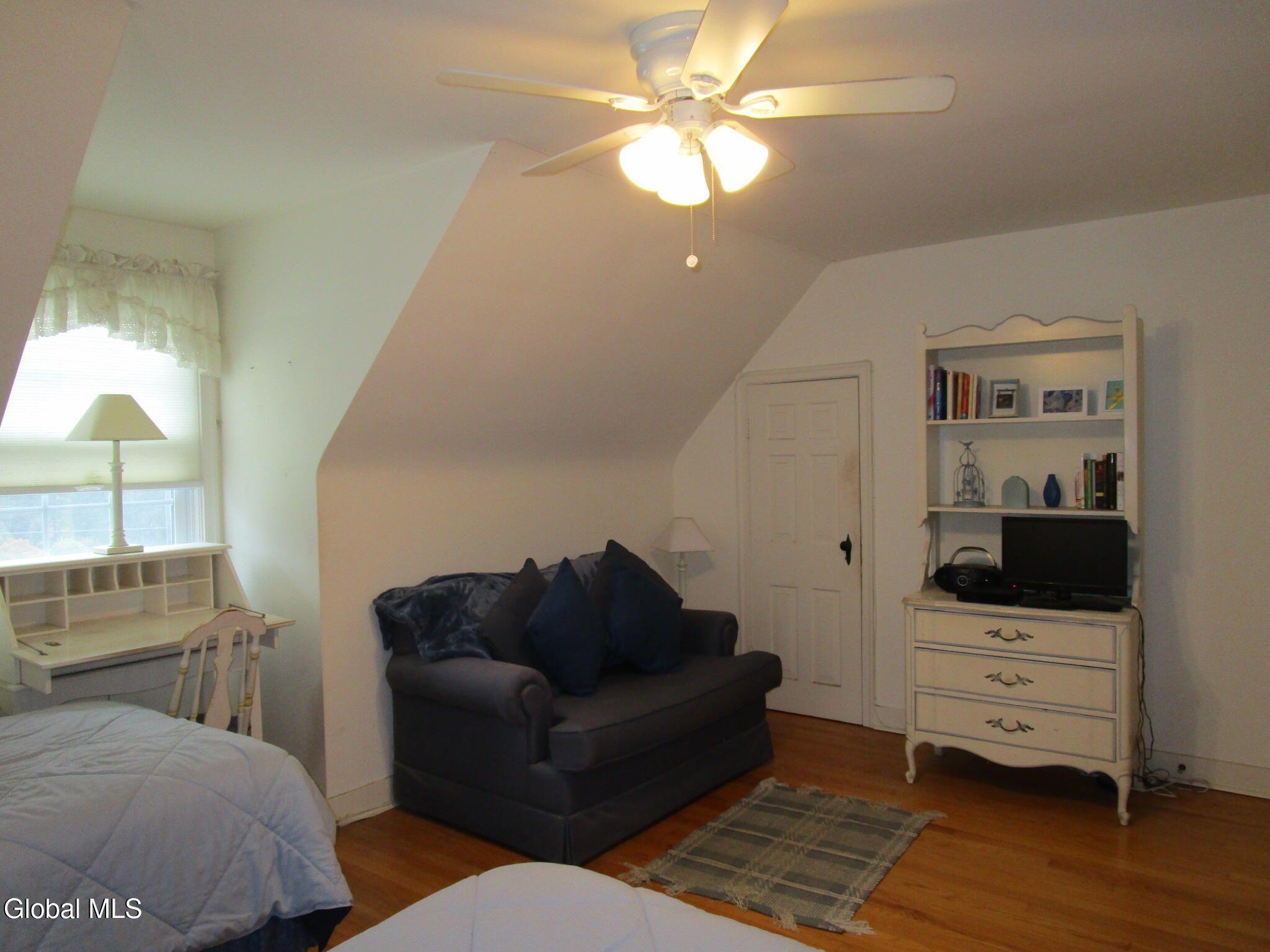 2276 Cayuga Road Niskayuna, NY 12309 - Photo 63 of 73 IMG_8528