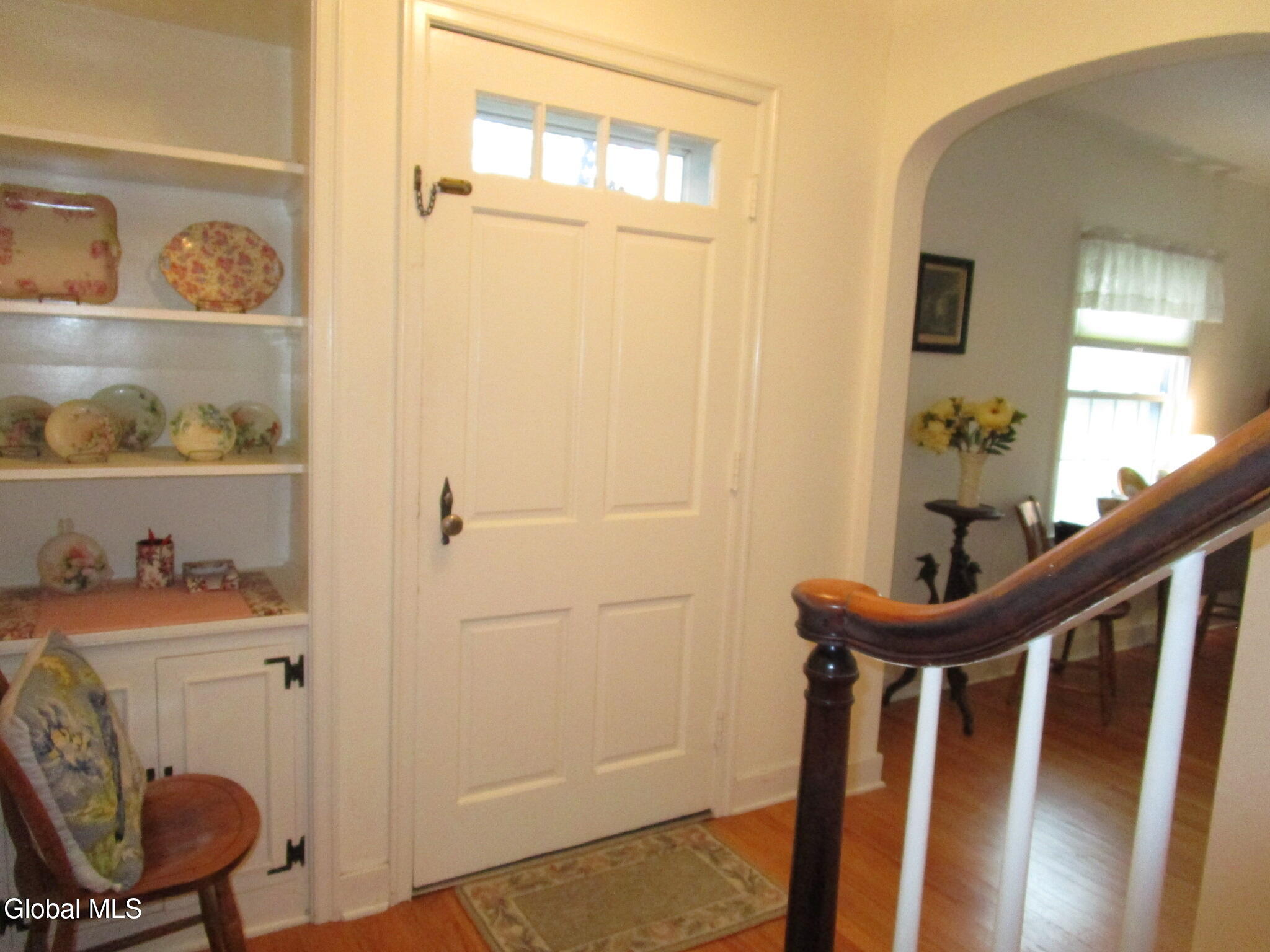 2276 Cayuga Road Niskayuna, NY 12309 - Photo 10 of 73 IMG_8401