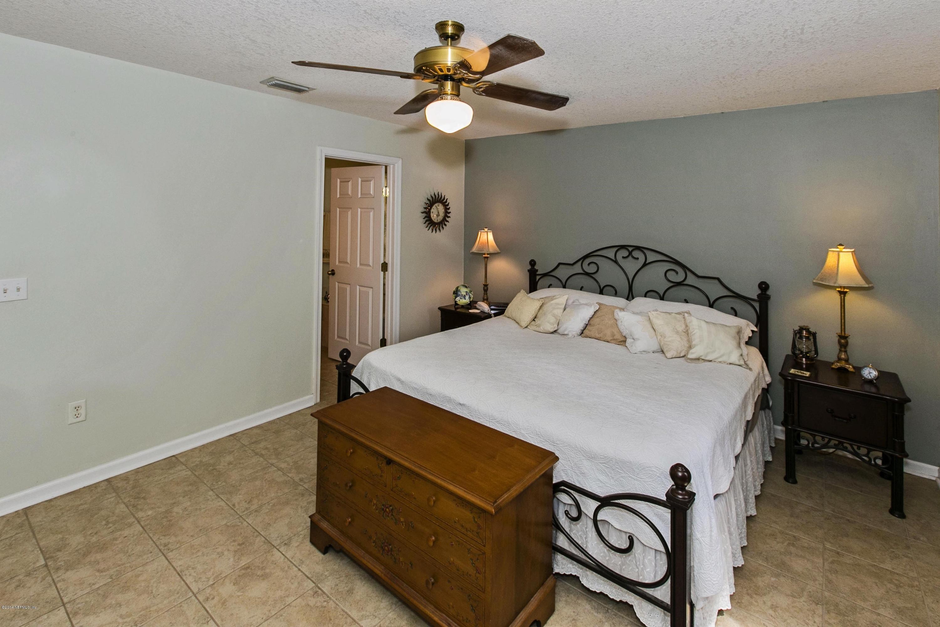 14327 Grover Road Jacksonville, FL 32226 - Photo 11 of 25 011_Master Bedroom