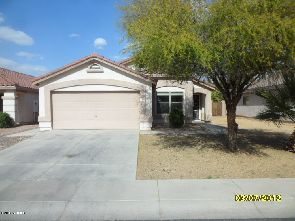 1096 East Appaloosa Road Gilbert, AZ 85296 - Photo 3 of 19 030712 003