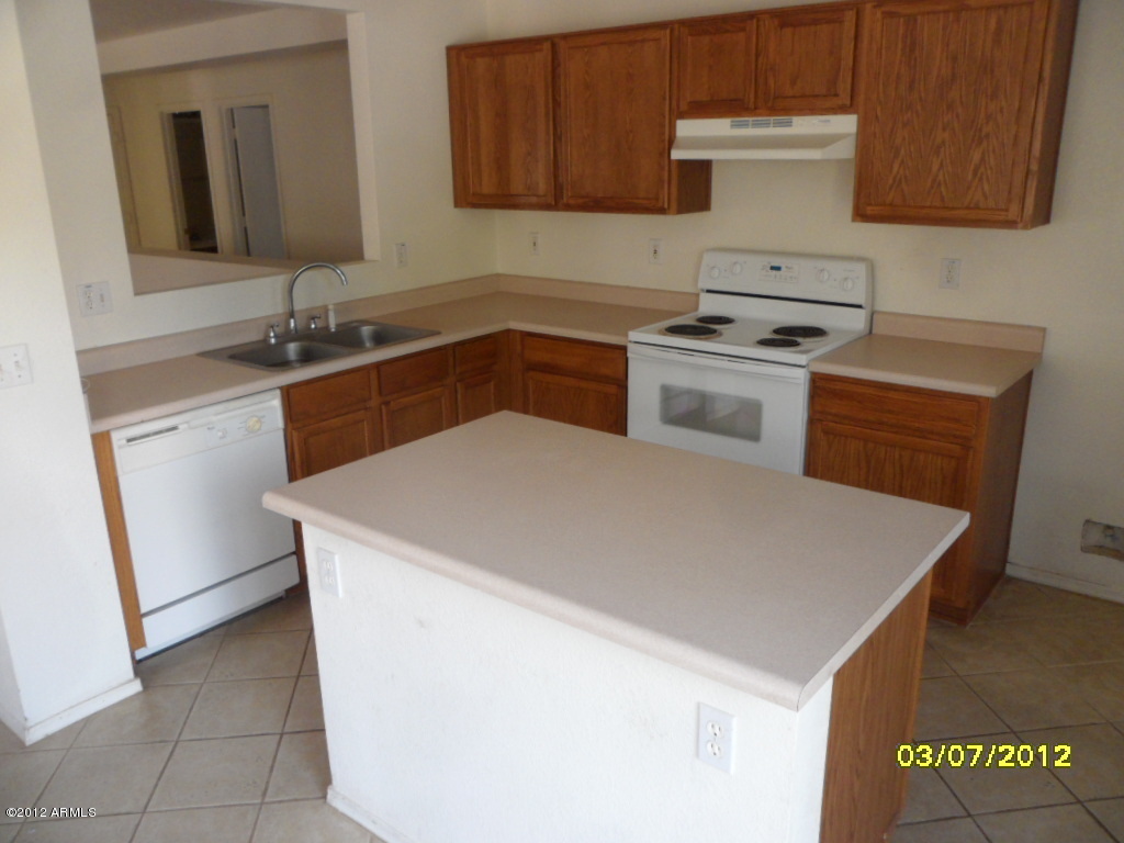 1096 East Appaloosa Road Gilbert, AZ 85296 - Photo 10 of 19 030712 011
