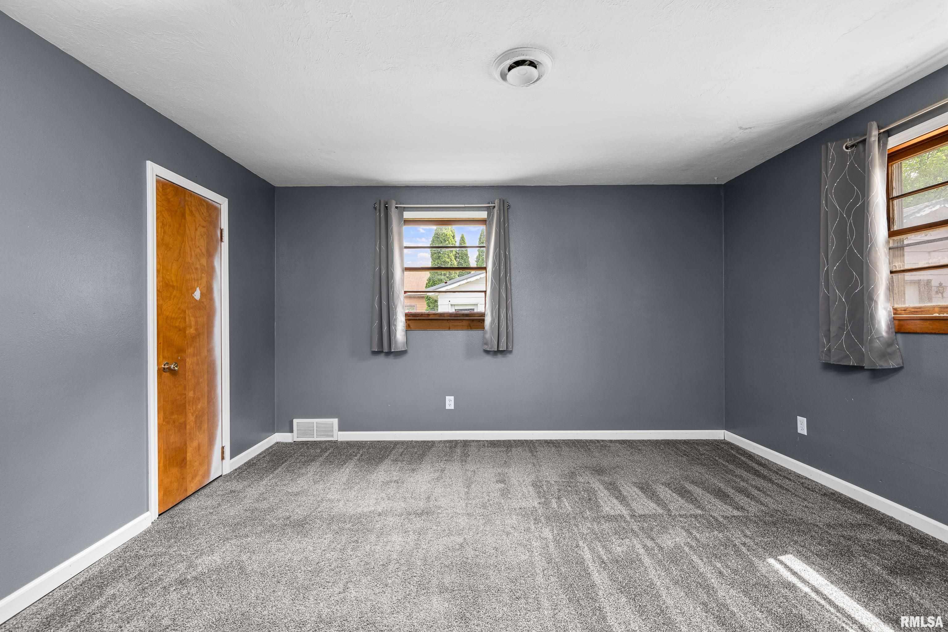 129 State Street Carbon Cliff, IL 61239 - Photo 12 of 23