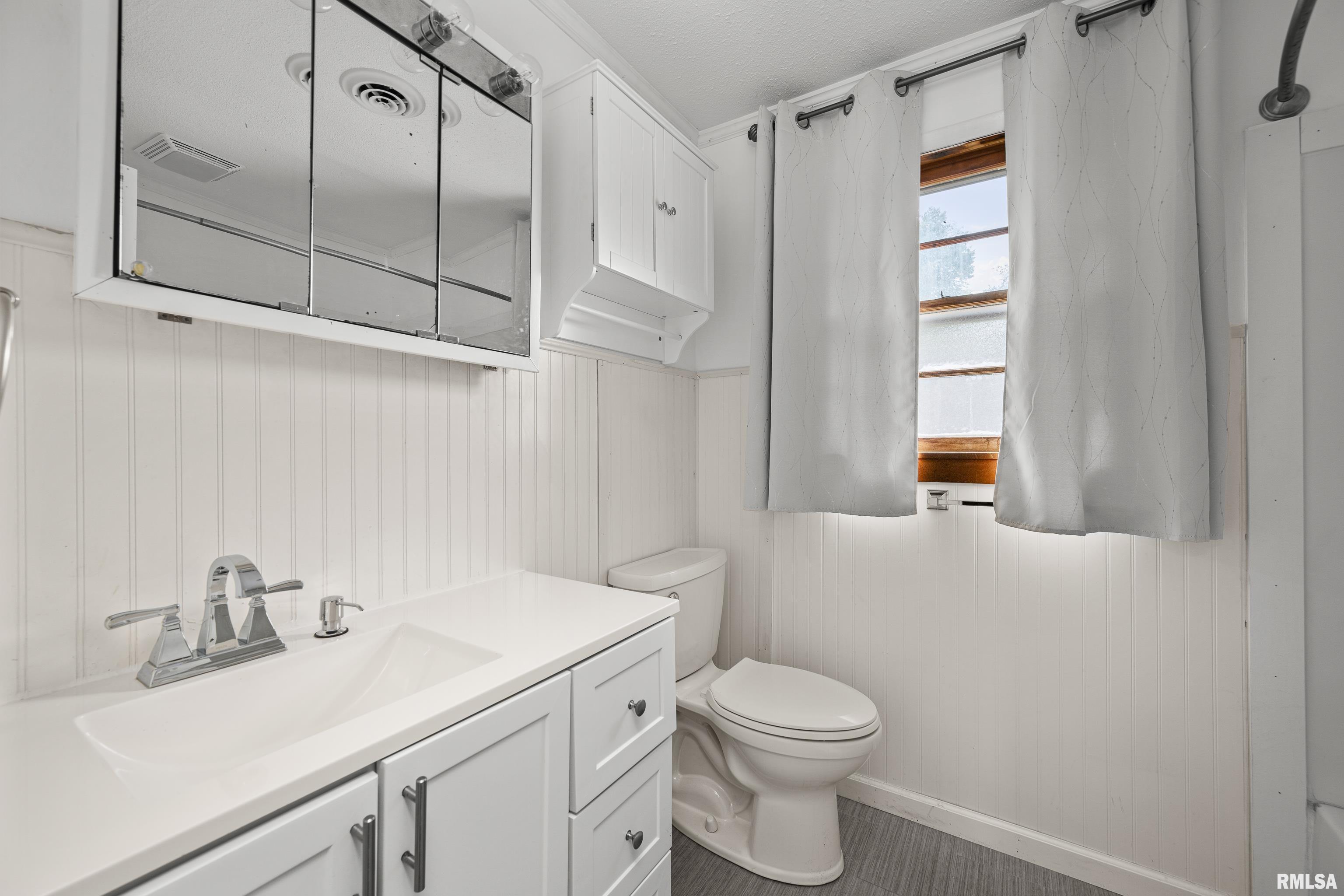 129 State Street Carbon Cliff, IL 61239 - Photo 14 of 23