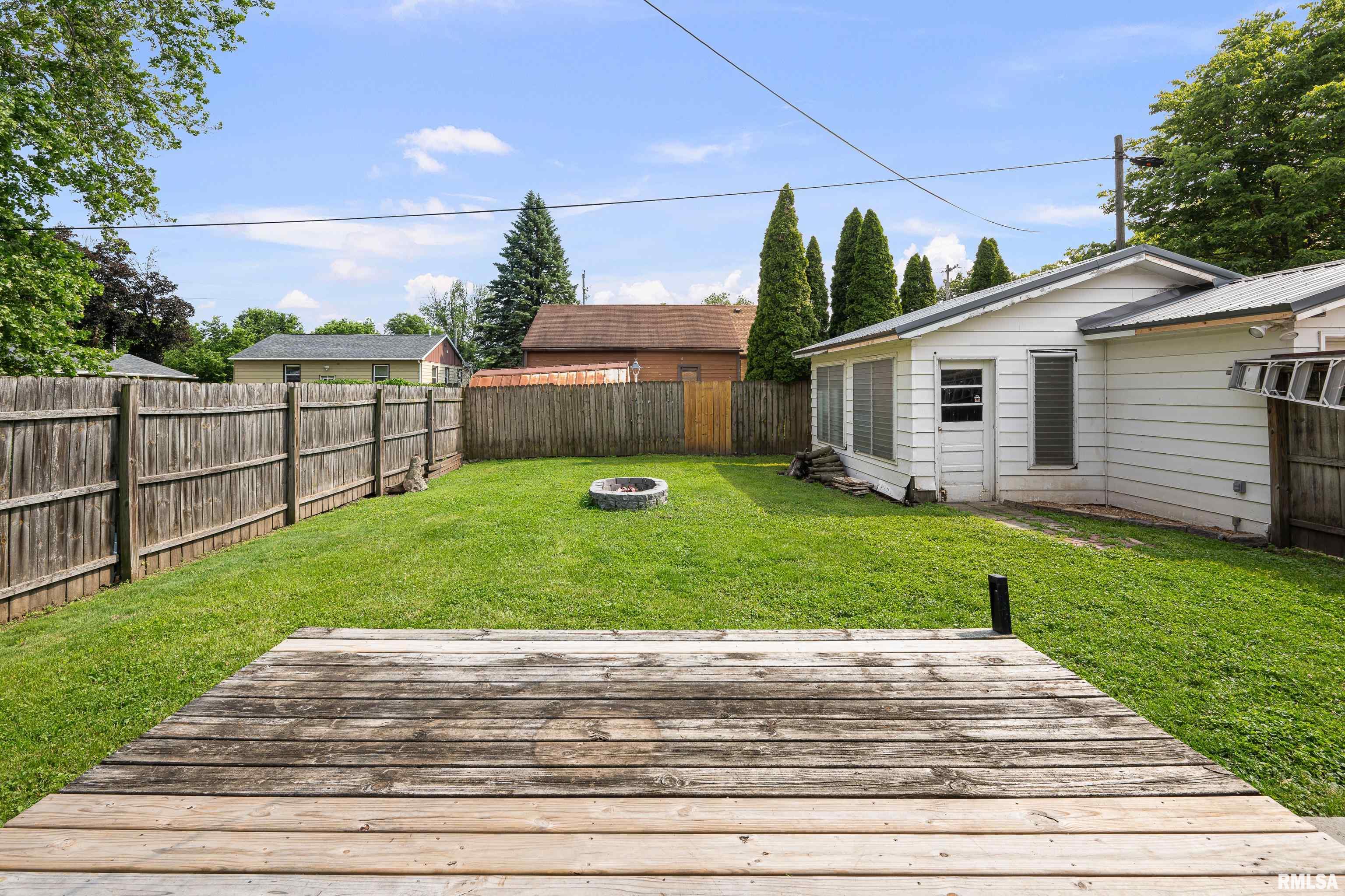 129 State Street Carbon Cliff, IL 61239 - Photo 17 of 23