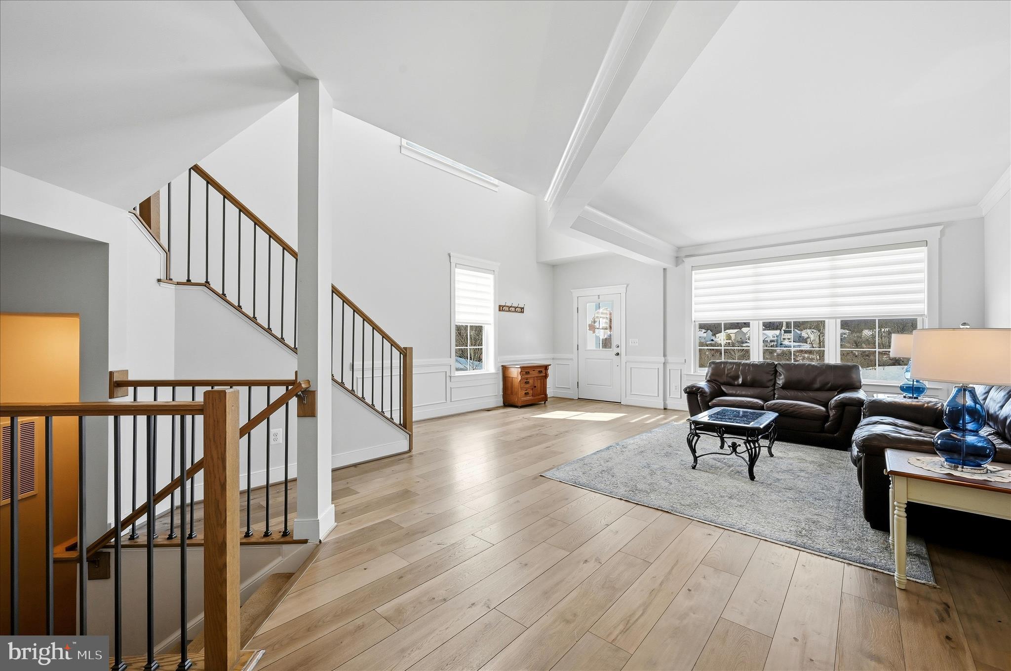 35939 Fieldside Way Round Hill, VA 20141 - Photo 9 of 82 Living Room