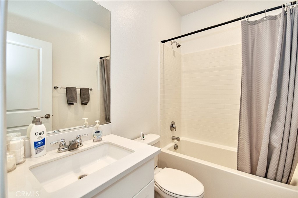 16378 Embark Way Chino, CA 91708 - Photo 21 of 26