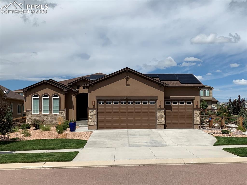 7215 Rim Bluff Lane Colorado Springs, CO 80927 - Photo 2 of 44