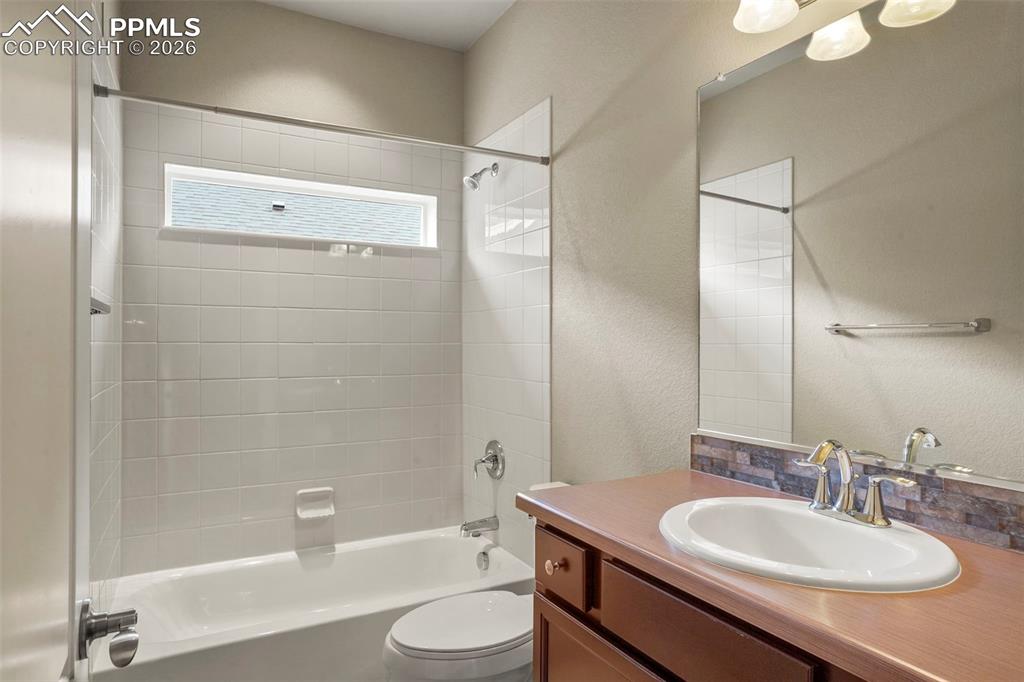 7215 Rim Bluff Lane Colorado Springs, CO 80927 - Photo 29 of 44