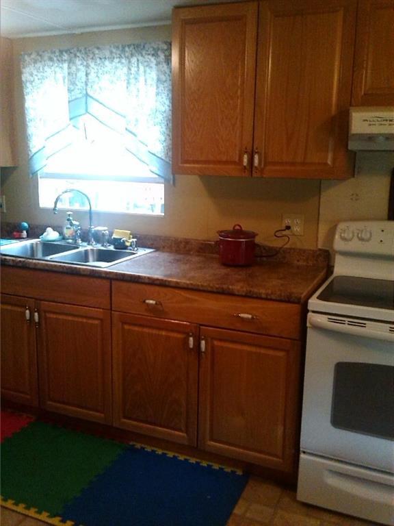 2 Gay Road Readfield, ME 04355 - Photo 4 of 15 Kitchen