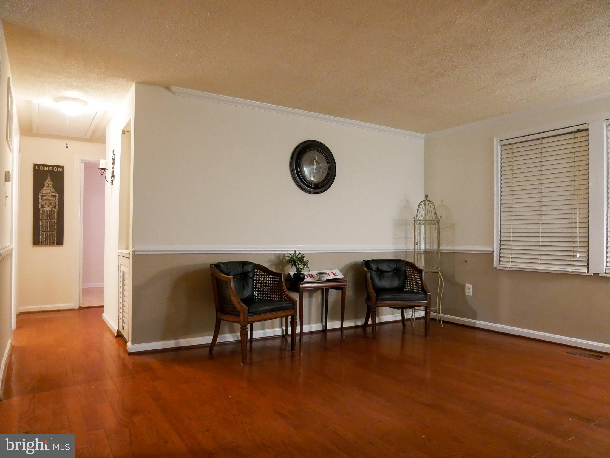 19212 Staleybridge Road Germantown, MD 20876 - Photo 5 of 31