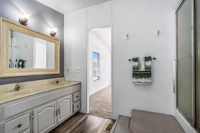 $250,000 | 45717 64th Avenue, Paw Paw, MI 49079