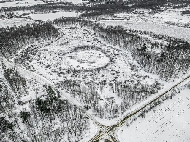 $250,000 | 45717 64th Avenue, Paw Paw, MI 49079