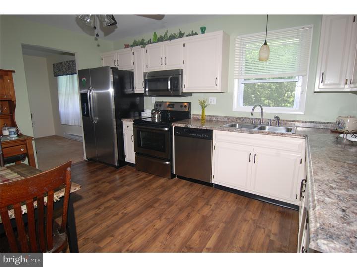 680 Huffs Church Road Alburtis, PA 18011 - Photo 4 of 22 Gallery Image 4
