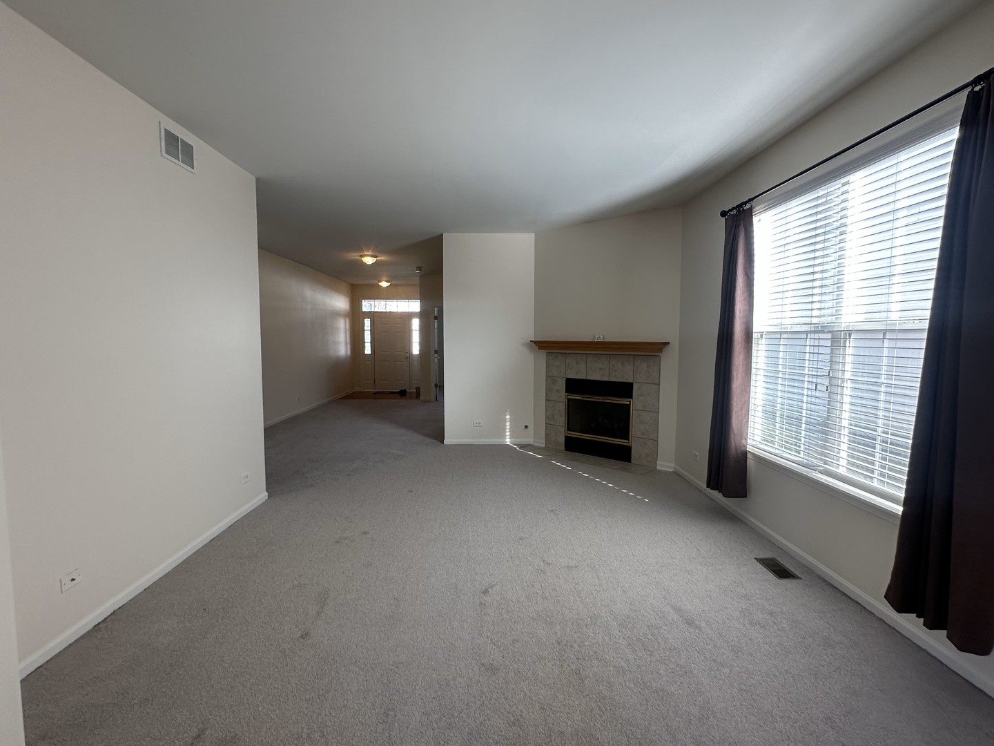 1515 Waterside Drive DeKalb, IL 60115 - Photo 4 of 23