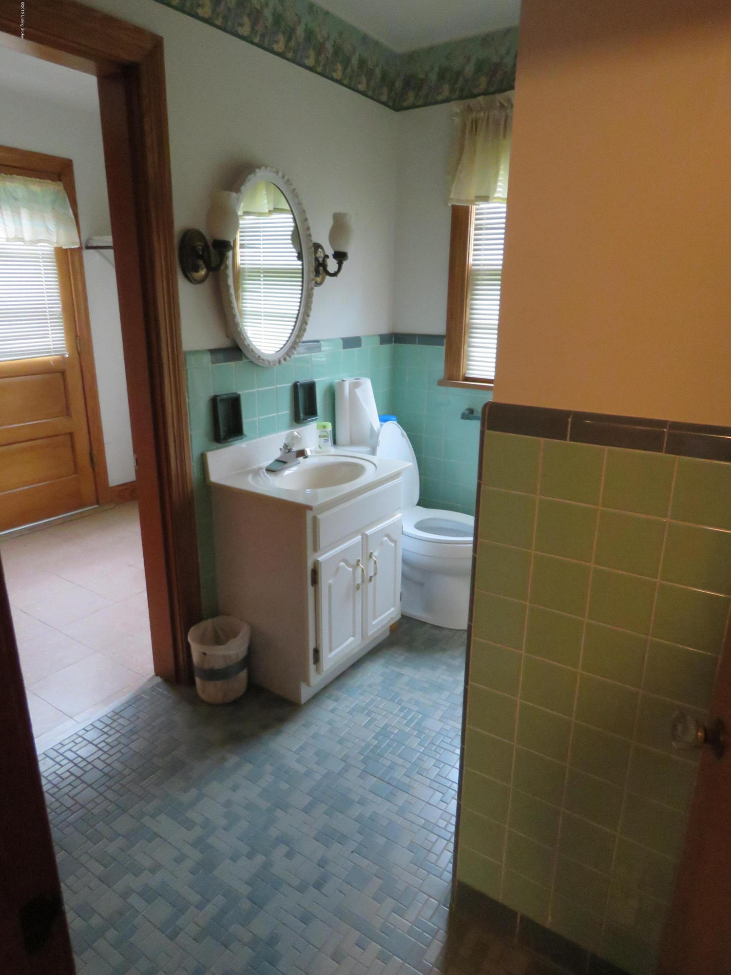 4829 Poplar Level Road Louisville, KY 40213 - Photo 20 of 55 IMG_1661