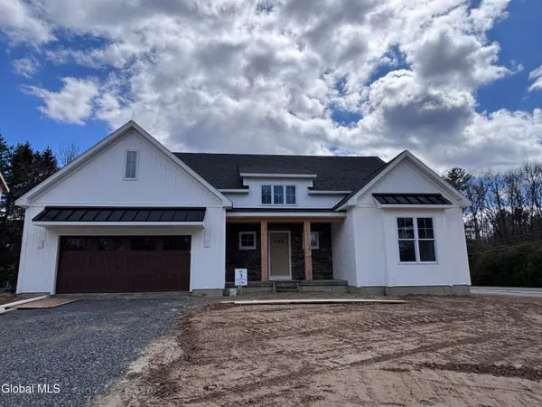 $756,079 | 3 Wyatt's Way, Clifton Park, NY 12065