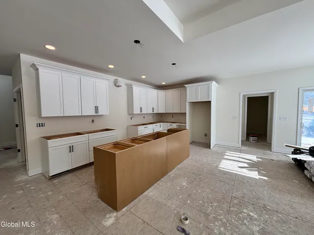 $756,079 | 3 Wyatt's Way, Clifton Park, NY 12065