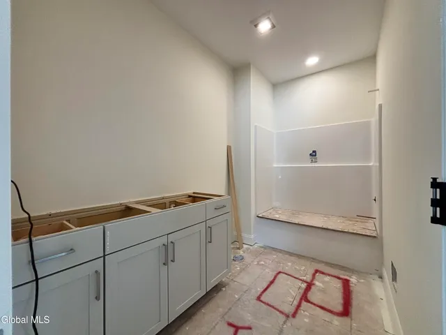 $756,079 | 3 Wyatt's Way, Clifton Park, NY 12065