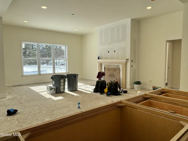 $756,079 | 3 Wyatt's Way, Clifton Park, NY 12065