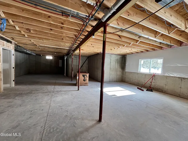 $756,079 | 3 Wyatt's Way, Clifton Park, NY 12065