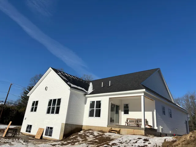 $756,079 | 3 Wyatt's Way, Clifton Park, NY 12065