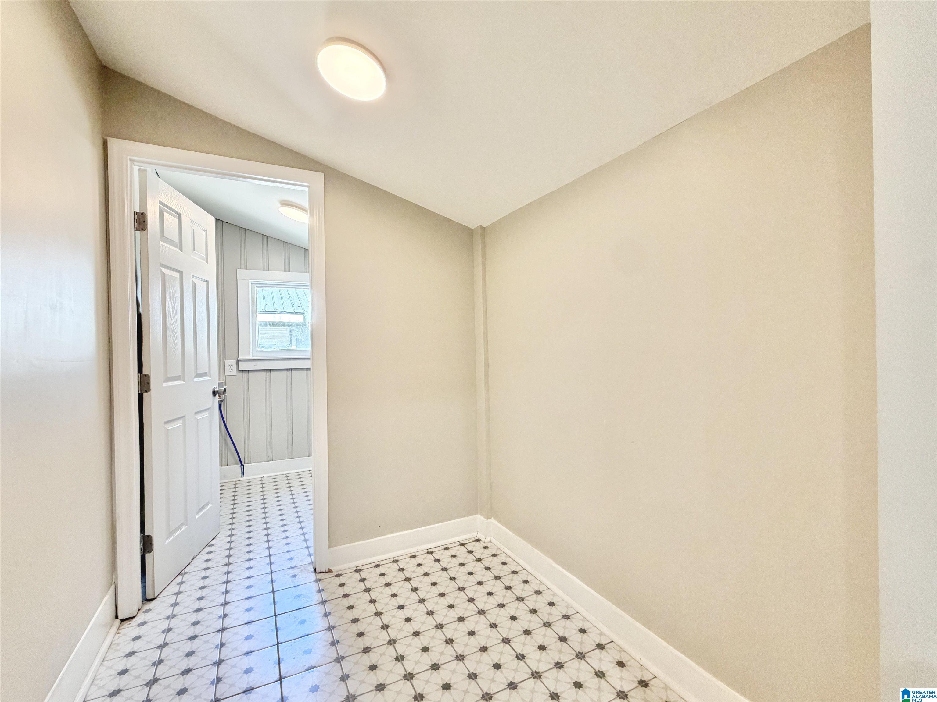 121 West Crest Road Bessemer, AL 35023 - Photo 25 of 68 Gallery Image 25