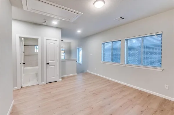 $3,800 | 1417 Birds Fort Trail, Arlington, TX 76005