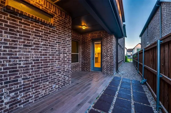 $3,800 | 1417 Birds Fort Trail, Arlington, TX 76005