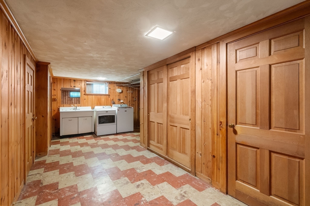 14 Judith Road Newton, MA 02459 - Photo 21 of 32
