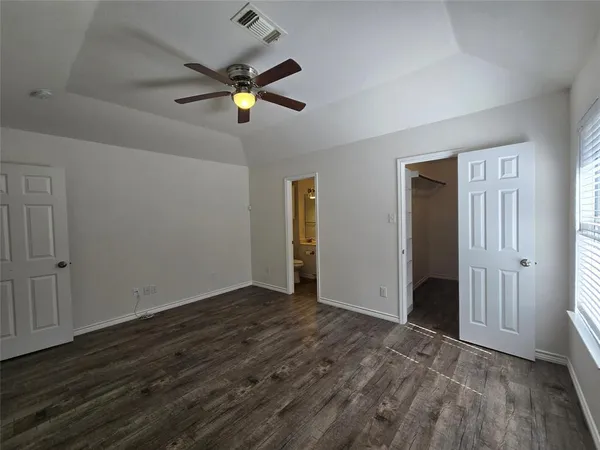 $2,400 | 6403 Jennie Lane, Arlington, TX 76002