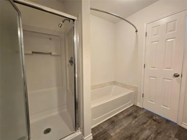 $2,400 | 6403 Jennie Lane, Arlington, TX 76002