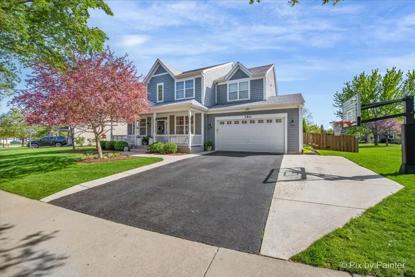 $619,900 | 380 Fountain Avenue, Elgin, IL 60124
