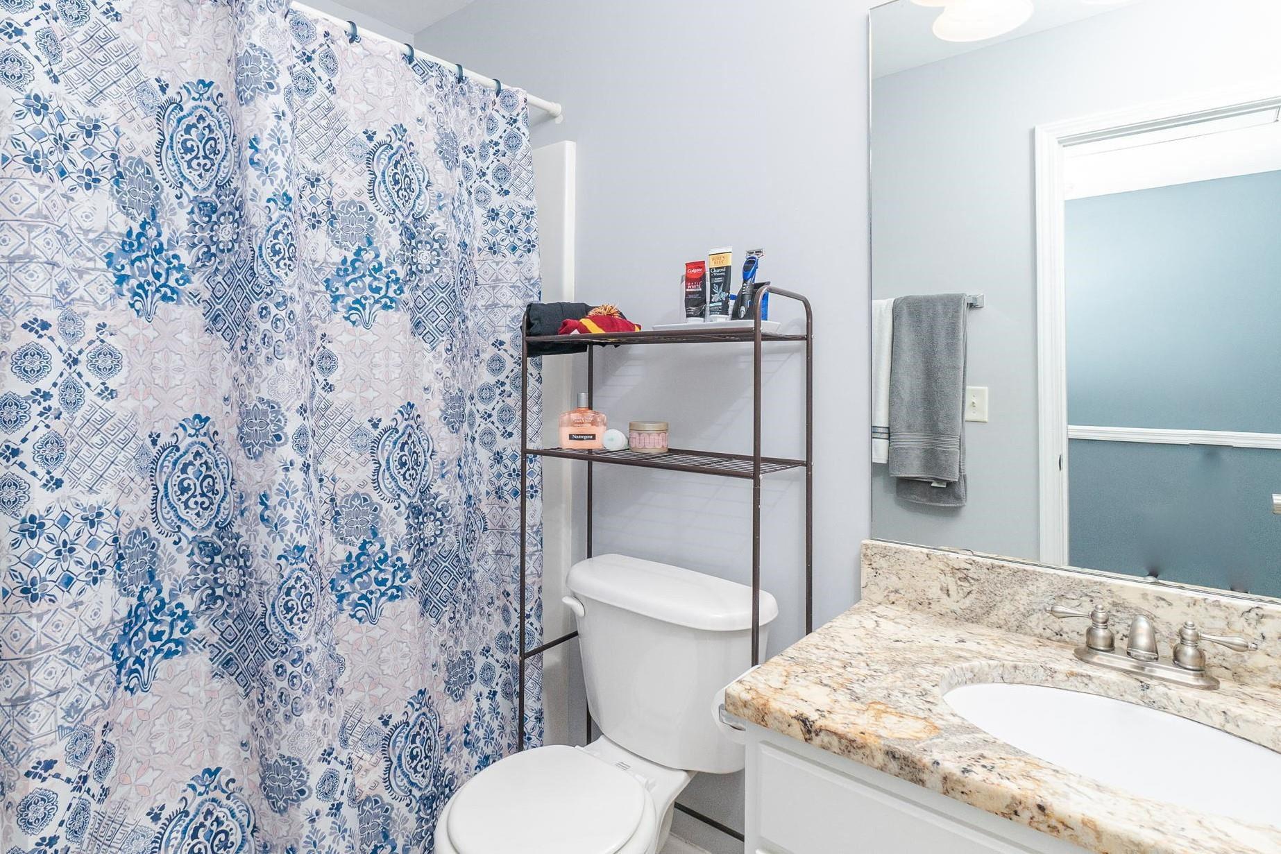 8517 Bright Loop Raleigh, NC 27613 - Photo 19 of 33 2nd Floor Full Bath