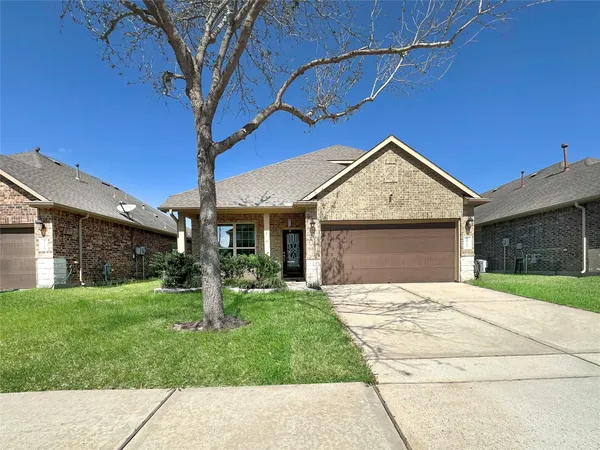 $2,250 | 18514 Magnolia Dell Drive, Cypress, TX 77433