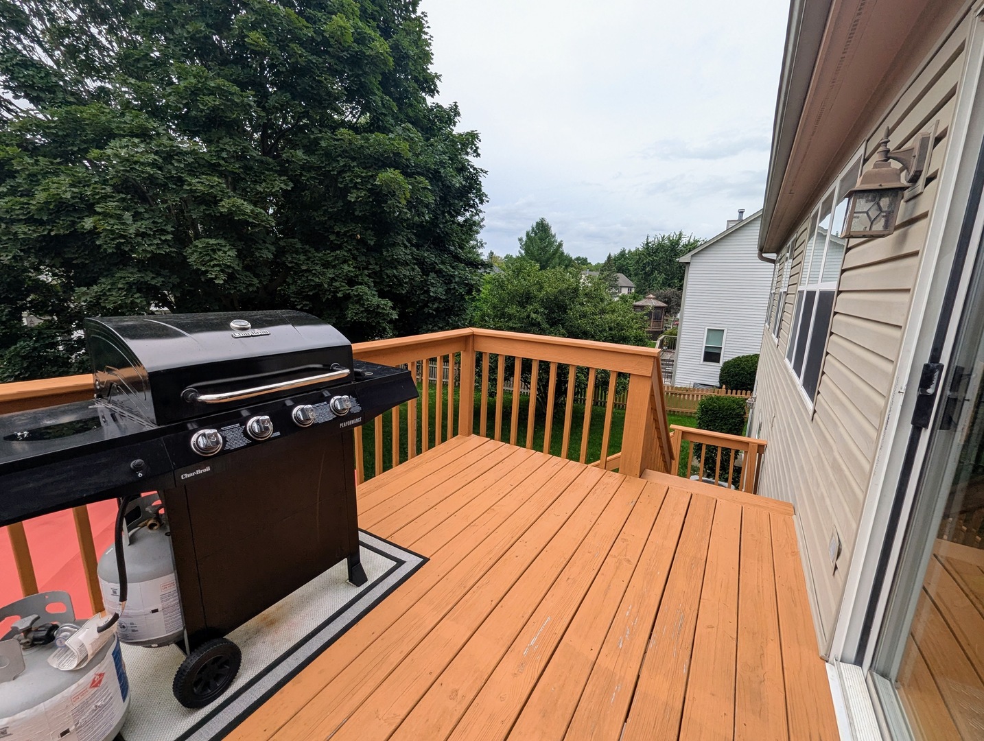 1230 Spring Creek Road Elgin, IL 60120 - Photo 4 of 19 Gallery Image 4