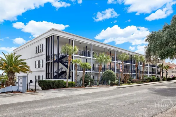 $725,000 | 2902 River Drive, Unit D102, Savannah, GA 31404