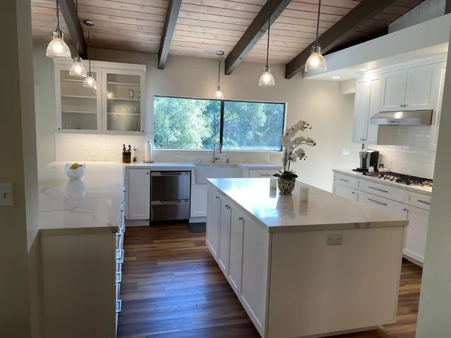 $13,600 | 121 Degas Road, Portola Valley, CA 94028