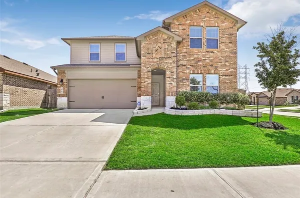 $355,999 | 3902 Country Club Drive, Baytown, TX 77521