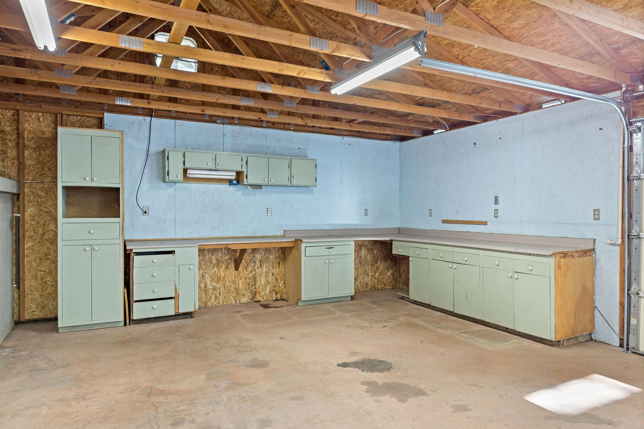 3611 Galice Road Merlin, OR 97532 - Photo 9 of 54 079A4400