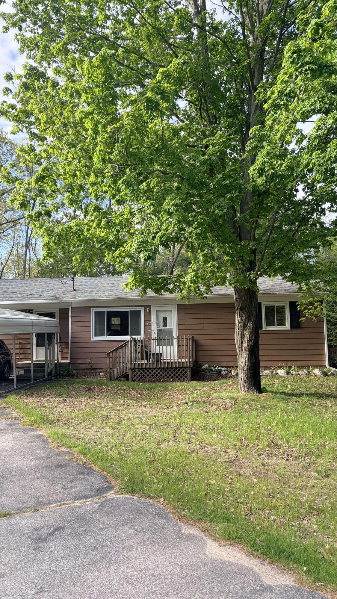 3610 Fenner Road Muskegon, MI 49445 - Photo 1 of 14 1_87621369_1_1783269313