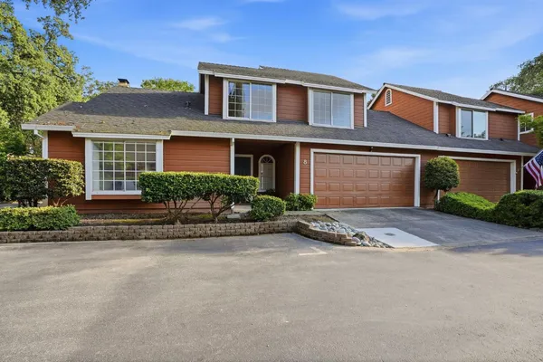$439,999 | 8 Coyle Creek Circle, Fair Oaks, CA 95628
