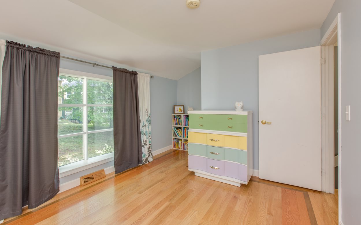 109 Cannongate III Road Nashua, NH 03063 - Photo 14 of 19 Gallery Image 14