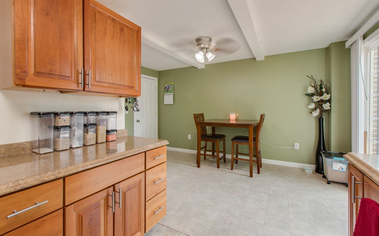 109 Cannongate III Road Nashua, NH 03063 - Photo 6 of 19 Gallery Image 6
