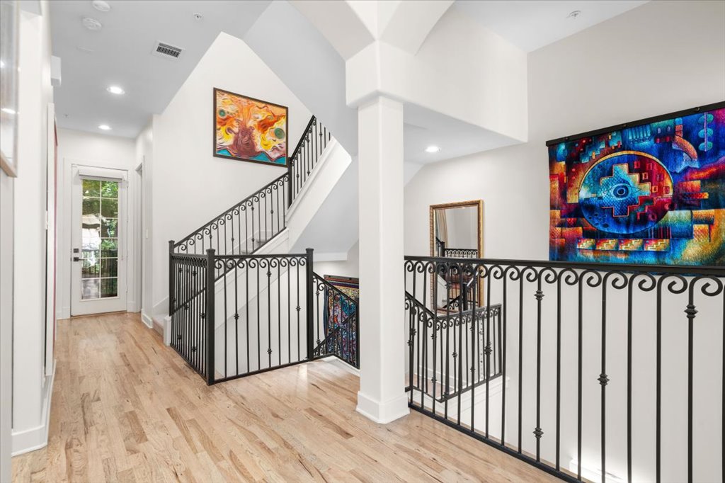 1529 Barton Springs Road, Unit 27 Austin, TX 78704 - Photo 20 of 40
