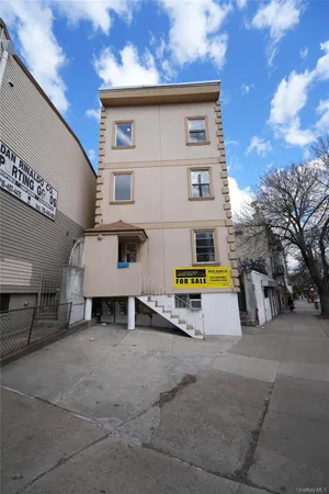 $1,995,000 | 56-29 Roosevelt Avenue | Woodside