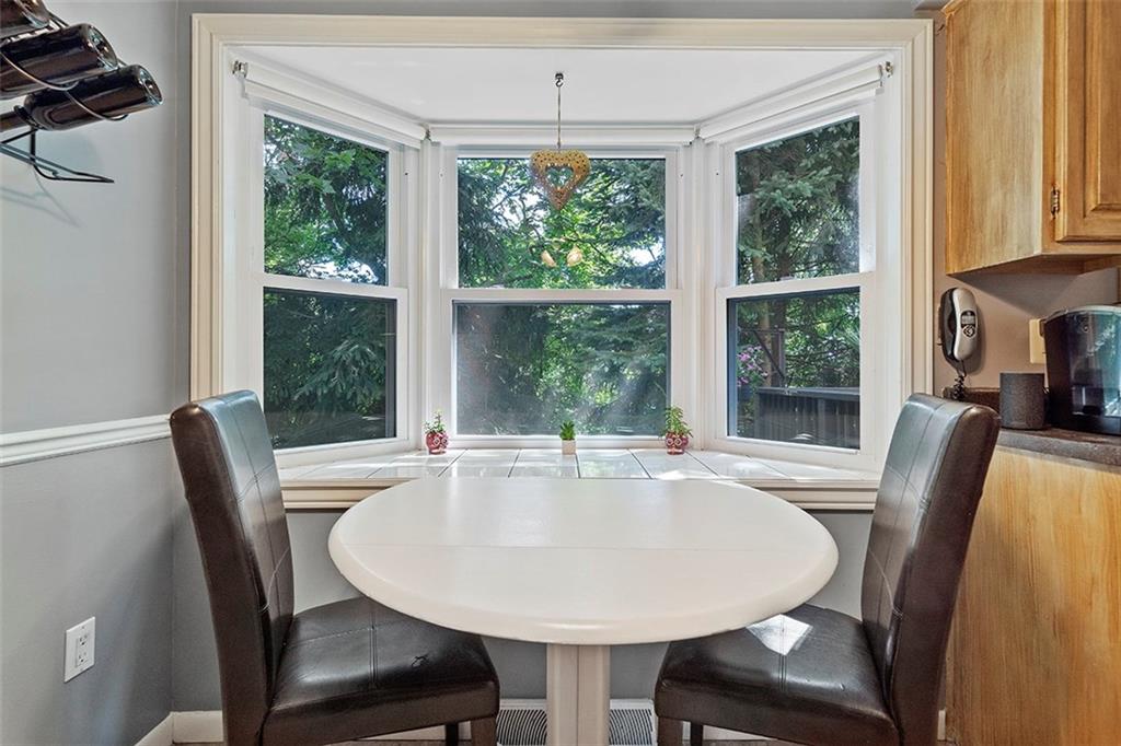 7117 Shannon Road Verona, PA 15147 - Photo 12 of 25 Gallery Image 12